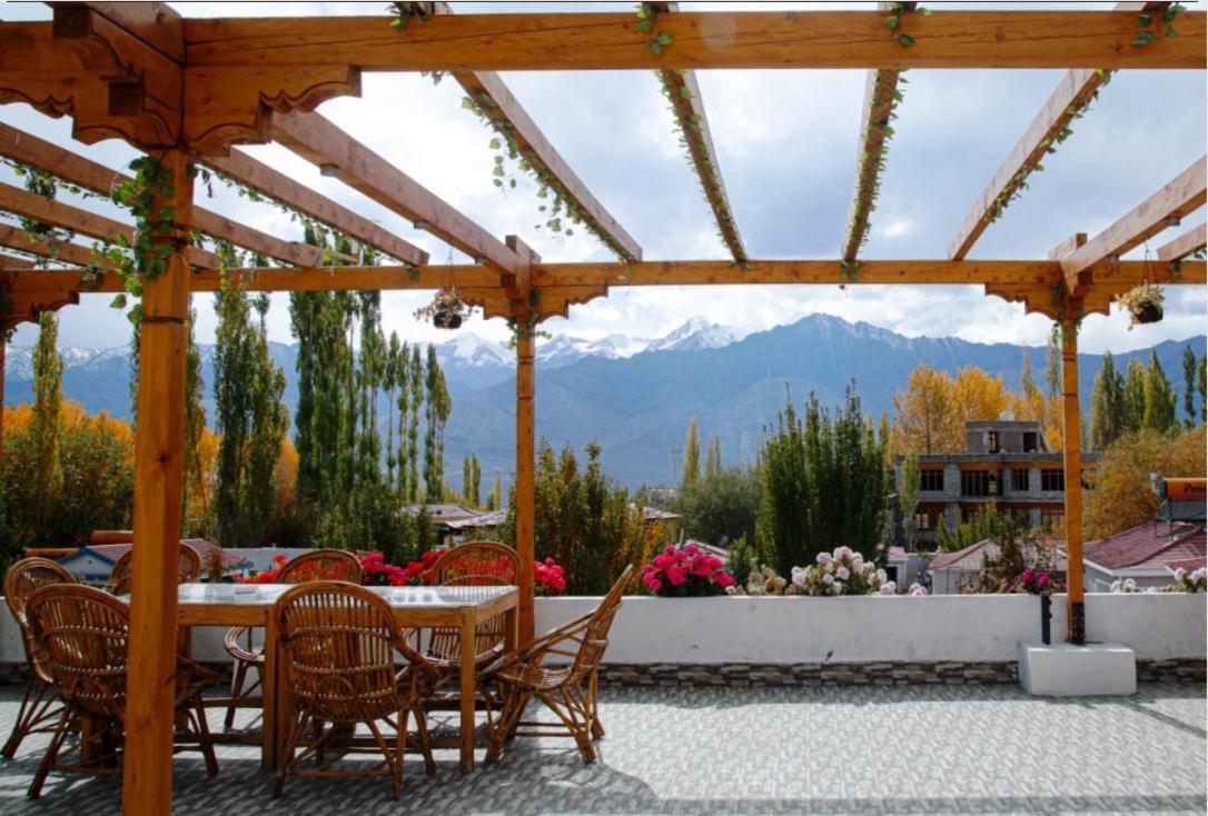 Hotel TIH The Zen Ladakh Leh Exterior foto